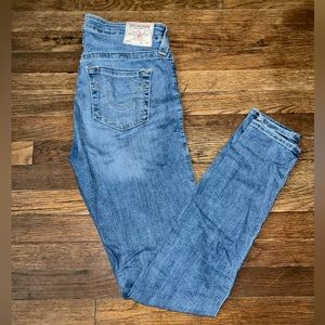 NWOT Women’s True Religion Stella Mid Rise Skinny jeans sz 31